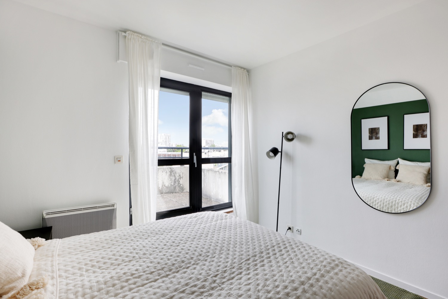 Move into this 10 m² bedroom – CBV07
