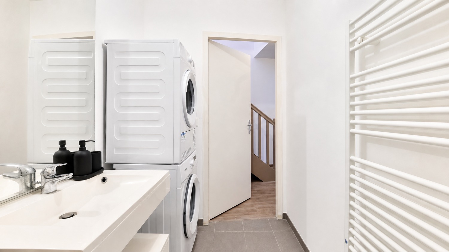 Move into this 13 m² room within Bacalan – BO43