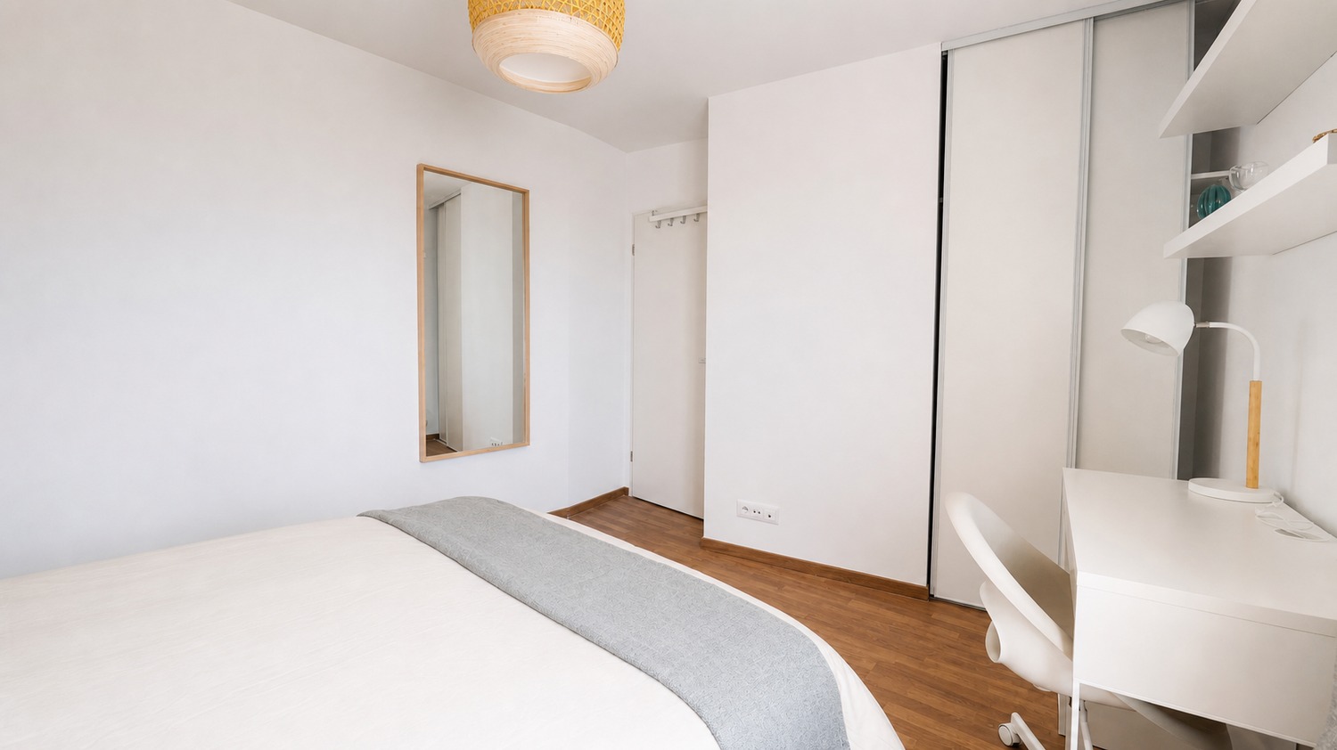 Move into this 13 m² room within Bacalan – BO43
