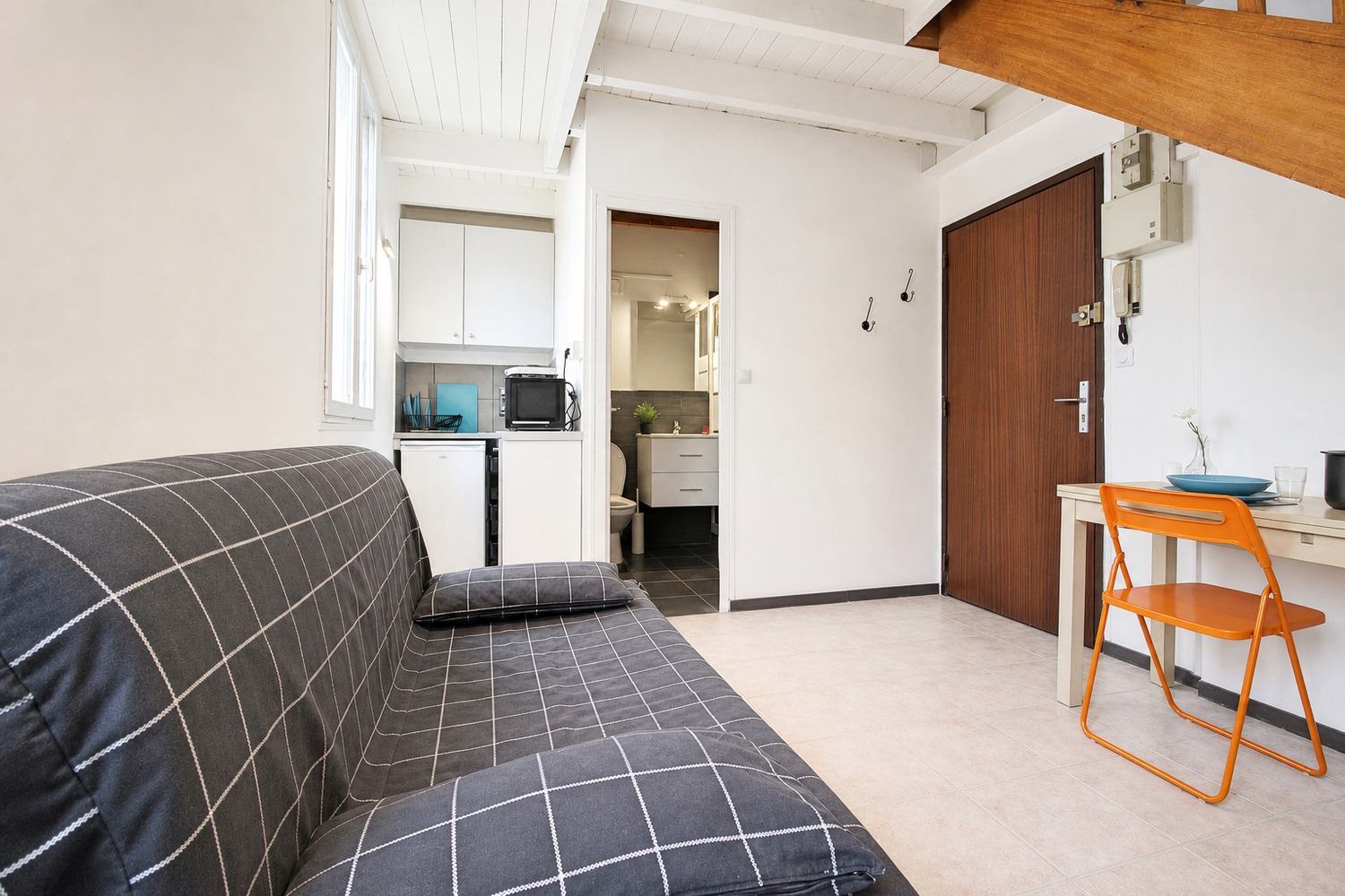 Luminous duplex in Marseille – 30m² – MA23
