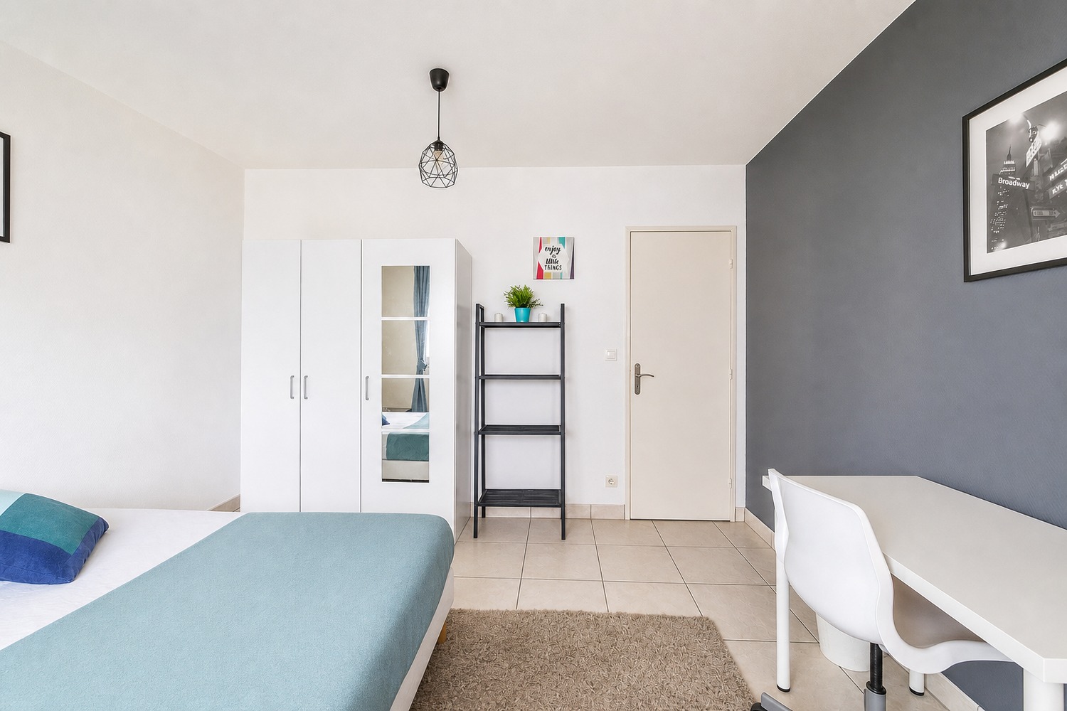 Spacious and comfortable room – 15m² – ST35