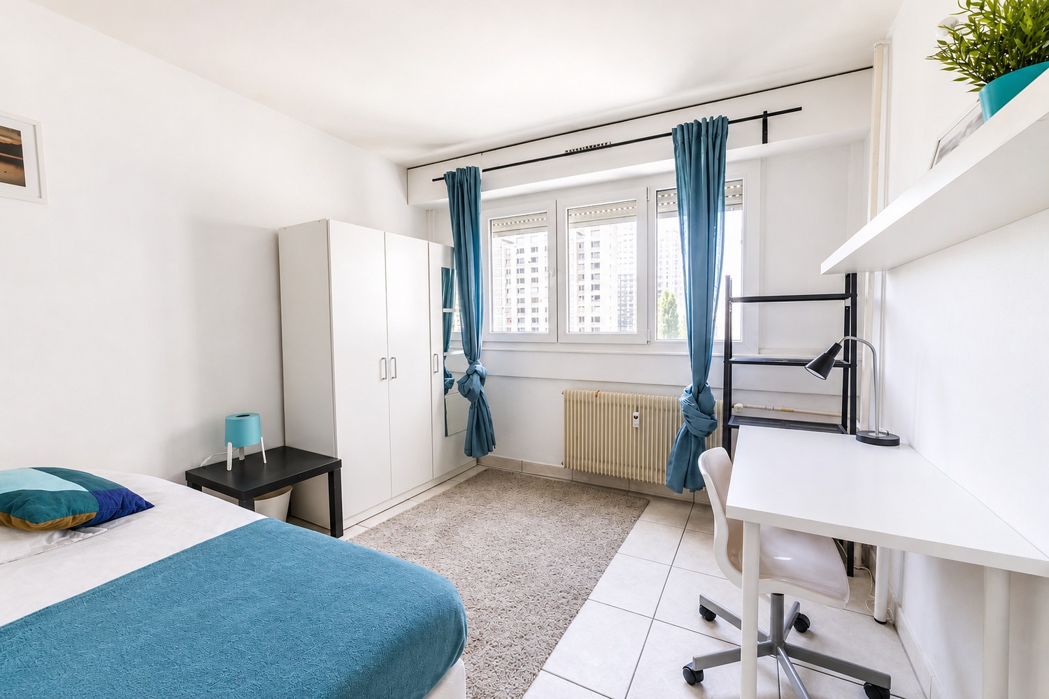 Cosy and bright room – 12m² – ST37
