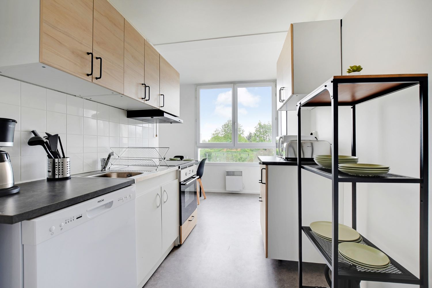 Invigorating 10 m² room in Kremlin-Bicêtre – KRB36